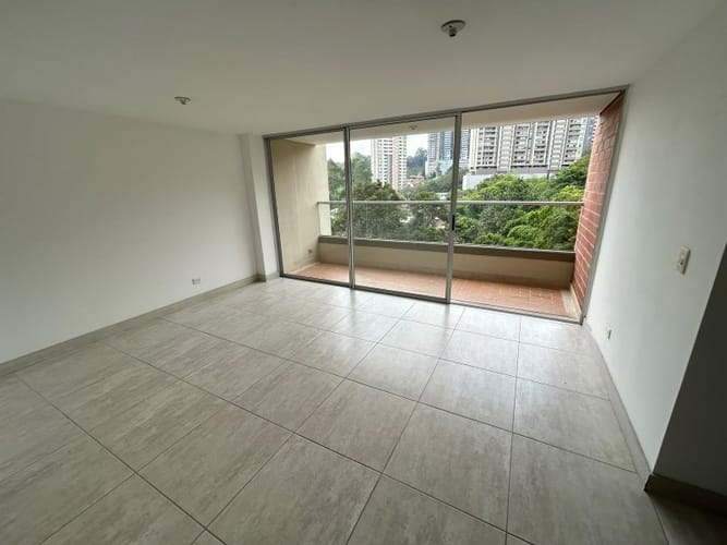 Apartamento de 3 alcobas en arriendo en Camino Verde, Envigado, 85 m² · foto 6 de 20