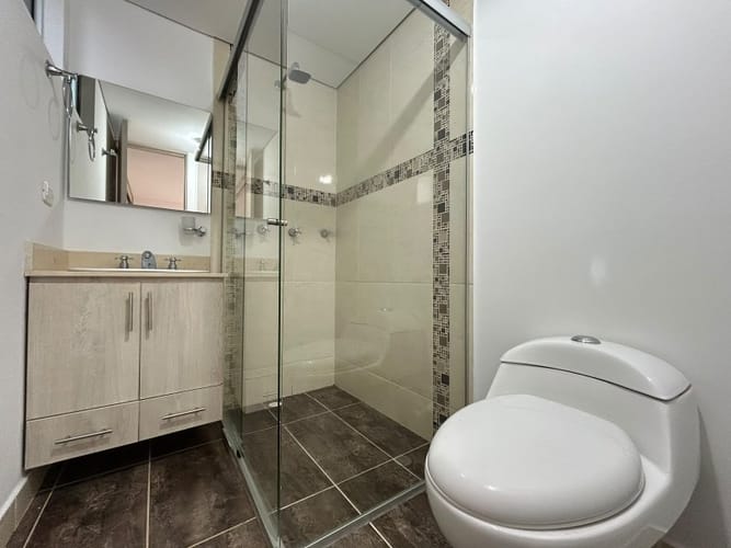 Apartamento de 3 alcobas en arriendo en Camino Verde, Envigado, 85 m² · foto 7 de 20