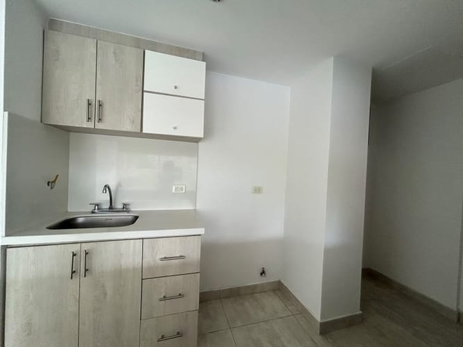 Apartamento de 3 alcobas en arriendo en Camino Verde, Envigado, 85 m² · foto 17 de 20