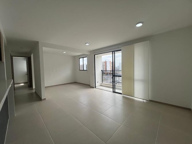 Apartamento de 2 alcobas en arriendo en Ciudad Jardin, Cali, 67 m² · foto 9 de 24