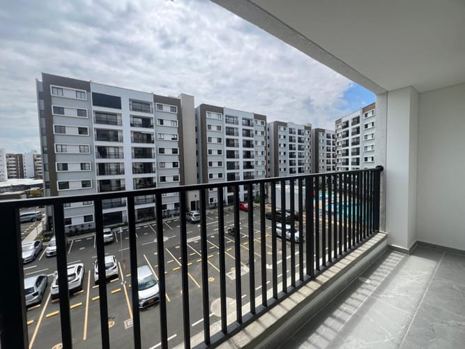 Apartamento de 2 alcobas en arriendo en Ciudad Jardin, Cali, 67 m² · foto 11 de 24