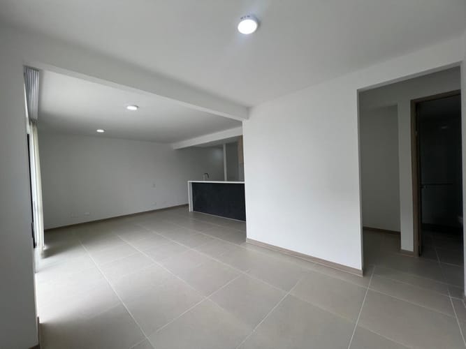Apartamento de 2 alcobas en arriendo en Ciudad Jardin, Cali, 67 m² · foto 13 de 24