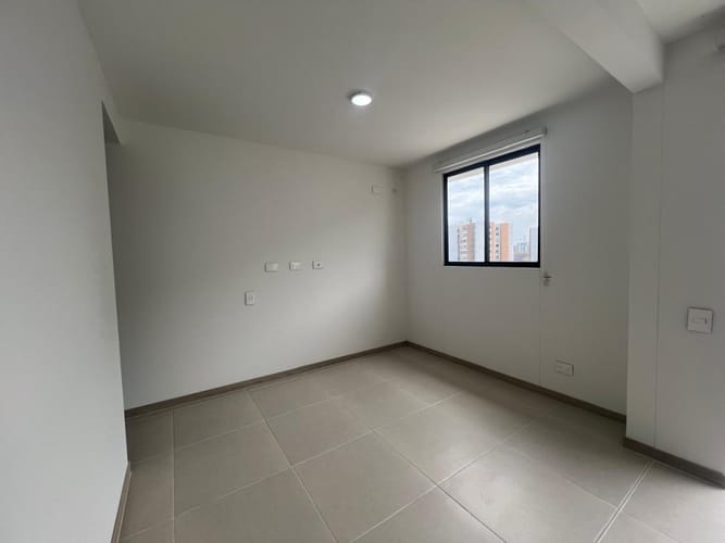 Apartamento de 2 alcobas en arriendo en Ciudad Jardin, Cali, 67 m² · foto 14 de 24