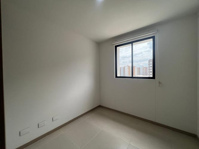 Apartamento de 2 alcobas en arriendo en Ciudad Jardin, Cali, 67 m² · foto 17 de 24