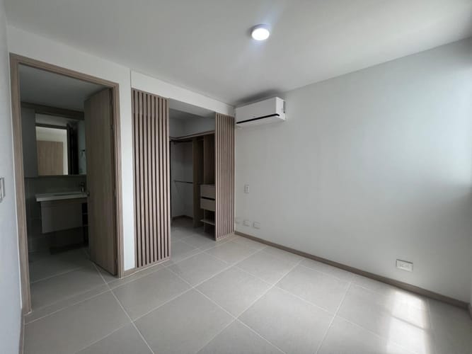 Apartamento de 2 alcobas en arriendo en Ciudad Jardin, Cali, 67 m² · foto 19 de 24