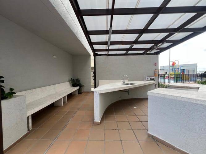 Apartamento de 2 alcobas en arriendo en Ciudad Jardin, Cali, 67 m² · foto 23 de 24
