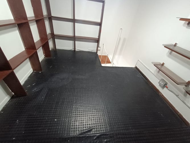 Local en arriendo en La Candelaria, Medellín, 22 m² · foto 7 de 10