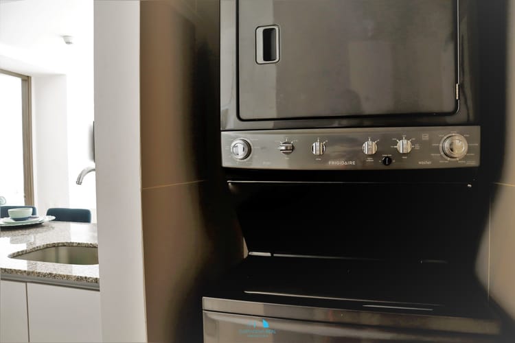 Apartamento de 1 alcoba en venta en Bocagrande, Cartagena, 67 m² · foto 2 de 17
