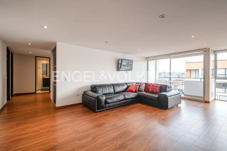 Apartamento de 3 alcobas en venta en La Castellana, Bogotá, 138 m² · foto 3 de 20