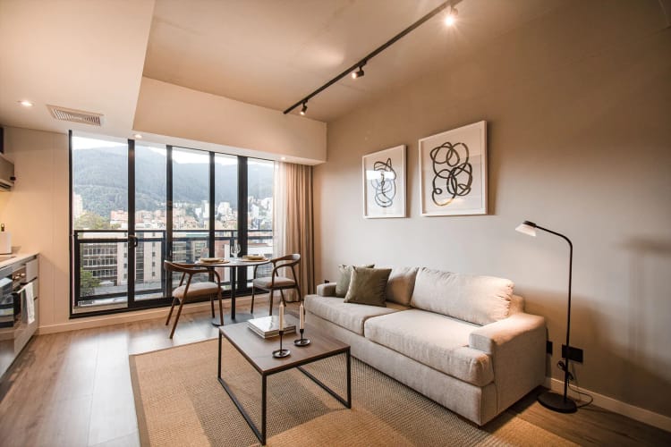 Apartamento de 1 alcoba en arriendo en Chico Norte, Bogotá, 70 m² · foto 2 de 13