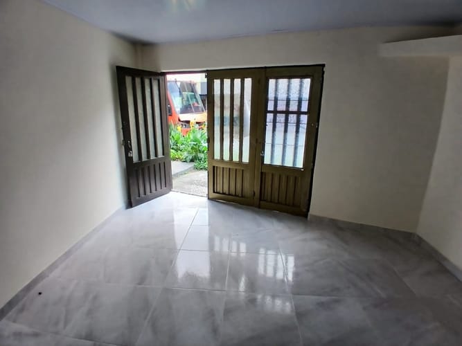 Local en arriendo en La Victoria, Pereira, 17 m² · foto 2 de 6