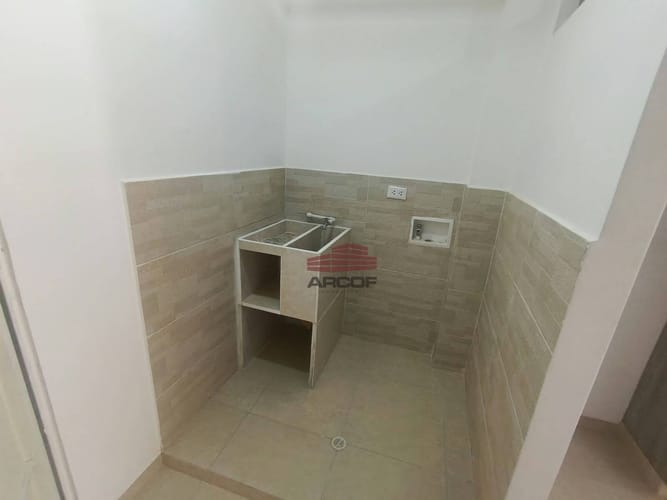 Apartamento de 3 alcobas en arriendo en Puerto Madero, Girón, 55 m² · foto 6 de 7
