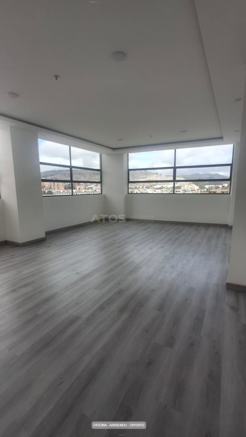 Oficina en arriendo en Las Quintas, Tunja, 41 m² · foto 3 de 13
