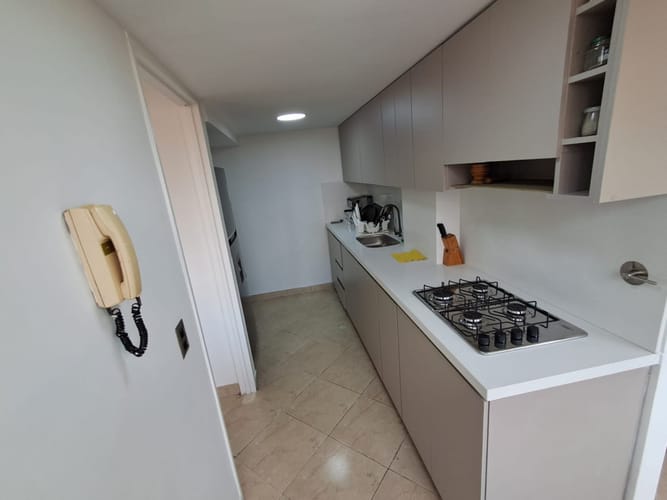 Apartamento de 3 alcobas en arriendo en Patio Bonito, Medellín, 110 m² · foto 4 de 16