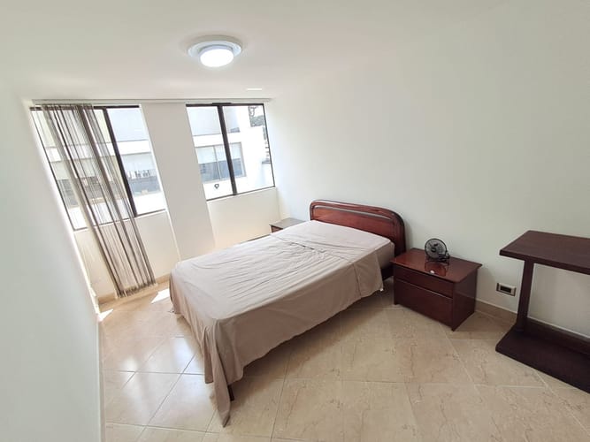 Apartamento de 3 alcobas en arriendo en Patio Bonito, Medellín, 110 m² · foto 11 de 16