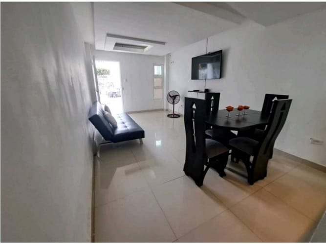 Apartaestudio en venta en Los Alcazares, Santa Marta, 41 m² · foto 2 de 13