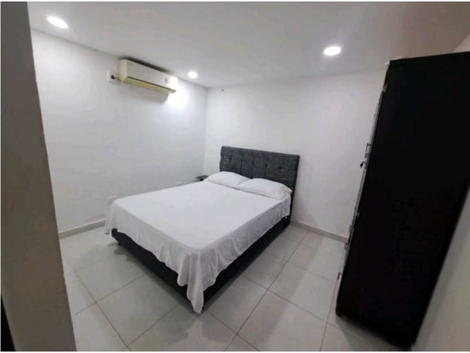 Apartaestudio en venta en Los Alcazares, Santa Marta, 41 m² · foto 8 de 13