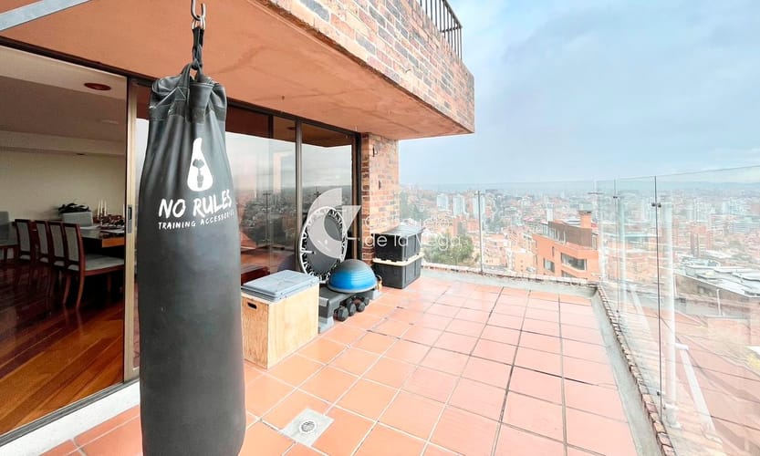 Apartamento en venta en Chicó Alto, Bogotá · foto 3 de 21