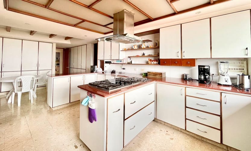 Apartamento en venta en Chicó Alto, Bogotá · foto 10 de 21