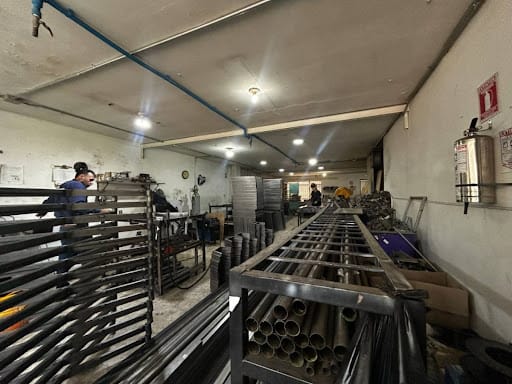 Bodega en venta en San Marcos, Itagüí, 150 m² · foto 2 de 6