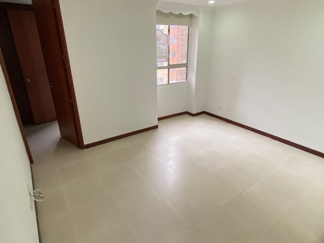 Apartamento de 3 alcobas en arriendo en Zuñiga, Envigado, 130 m² · foto 13 de 16