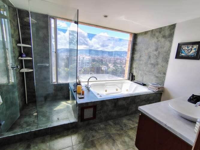Apartamento de 2 alcobas en arriendo en Cerros De Suba, Bogotá, 145 m² · foto 18 de 24
