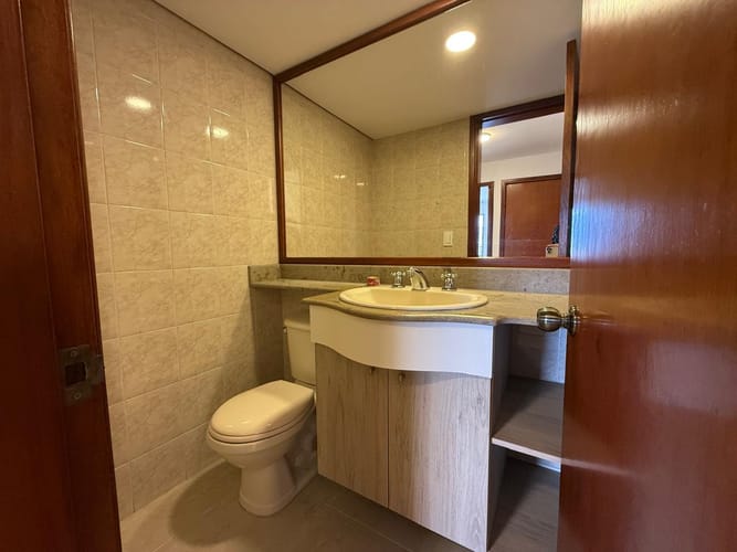 Apartamento de 3 alcobas en arriendo en La Castellana, Medellín, 150 m² · foto 20 de 20