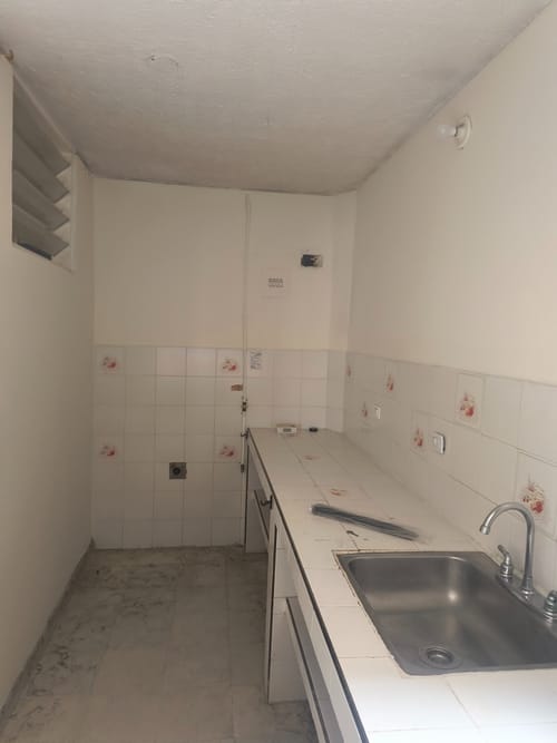 Apartamento de 3 alcobas en arriendo en Cristobal Colon, Cali, 75 m² · foto 3 de 13
