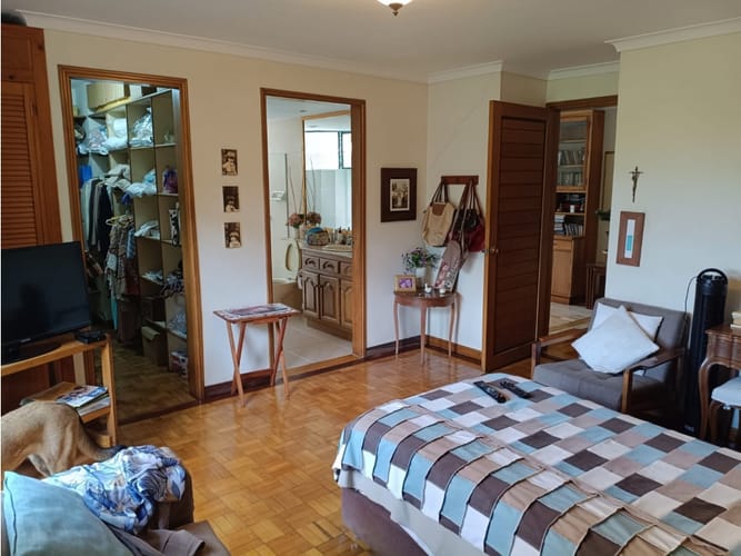 Apartamento de 3 alcobas en venta en Loma De Los Gonzalez, Medellín, 192 m² · foto 10 de 23