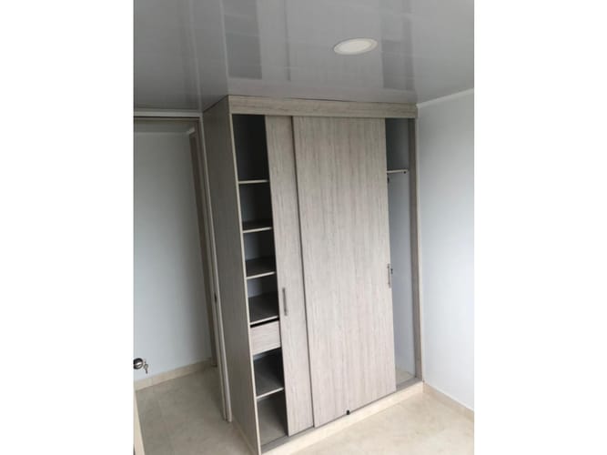 Apartamento de 2 alcobas en venta en Cr. Country Plaza, Jamundí, 58 m² · foto 7 de 17