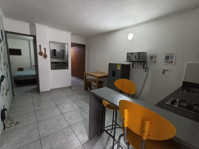 Apartaestudio en arriendo en Boston, Medellín, 45 m² · foto 3 de 16