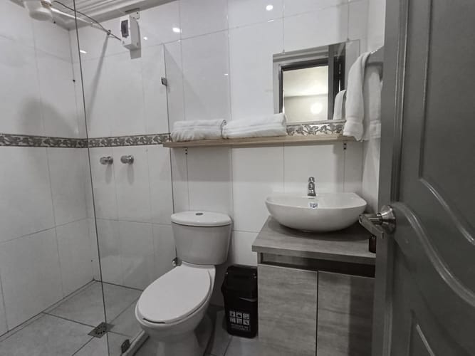 Apartaestudio en arriendo en Boston, Medellín, 45 m² · foto 9 de 16