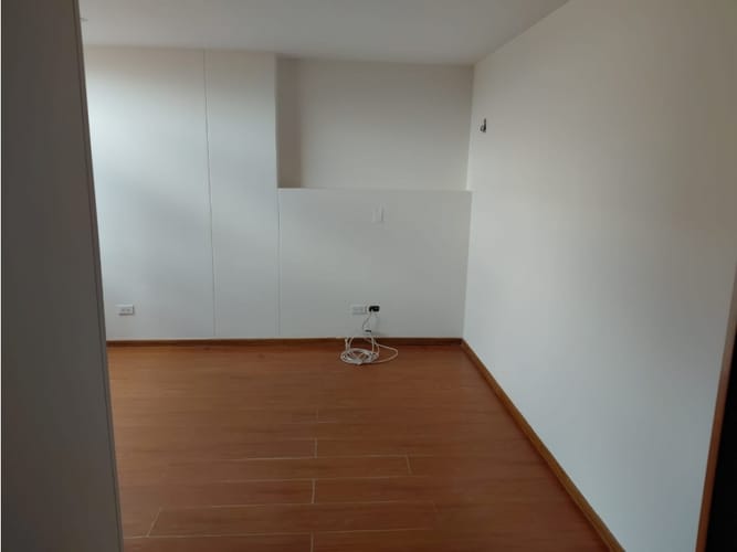 Apartamento de 4 alcobas en venta en Bella Suiza, Bogotá, 231 m² · foto 15 de 24