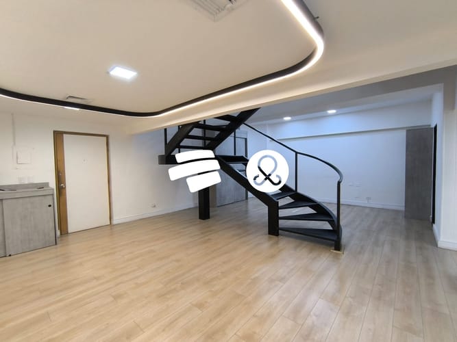 Oficina en venta en Patio Bonito, Medellín, 142 m² · foto 2 de 24