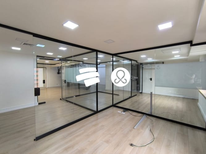 Oficina en venta en Patio Bonito, Medellín, 142 m² · foto 5 de 24