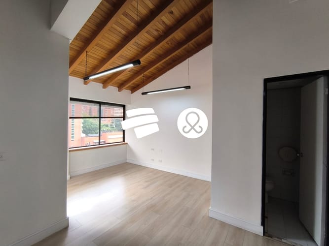 Oficina en venta en Patio Bonito, Medellín, 142 m² · foto 17 de 24