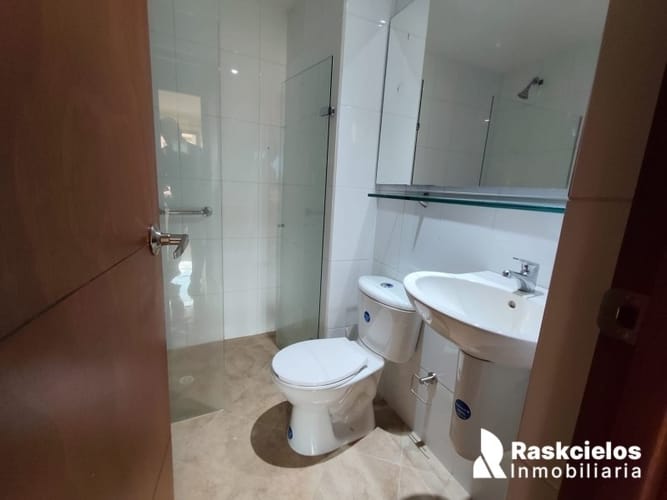 Apartamento de 3 alcobas en arriendo en Lorena, Medellín, 85 m² · foto 10 de 14