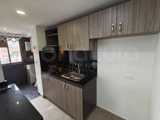 Apartamento de 2 alcobas en arriendo en Niquia, Bello, 57 m² · foto 2 de 18