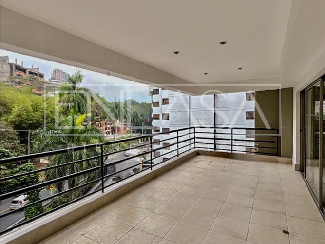 Apartamento de 3 alcobas en venta en Santa Teresita, Cali, 181 m² · foto 3 de 16
