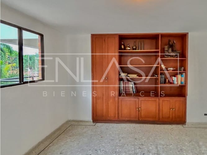 Apartamento de 3 alcobas en venta en Santa Teresita, Cali, 181 m² · foto 13 de 16