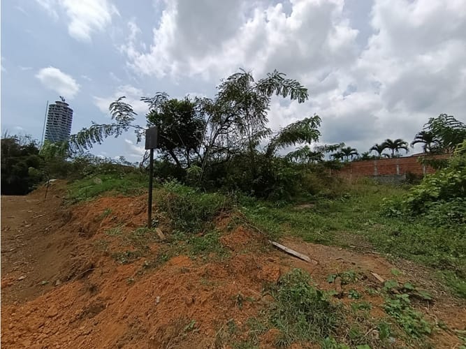 Lote en venta en Ciudad Jardin, Cali, 518 m² · foto 2 de 10