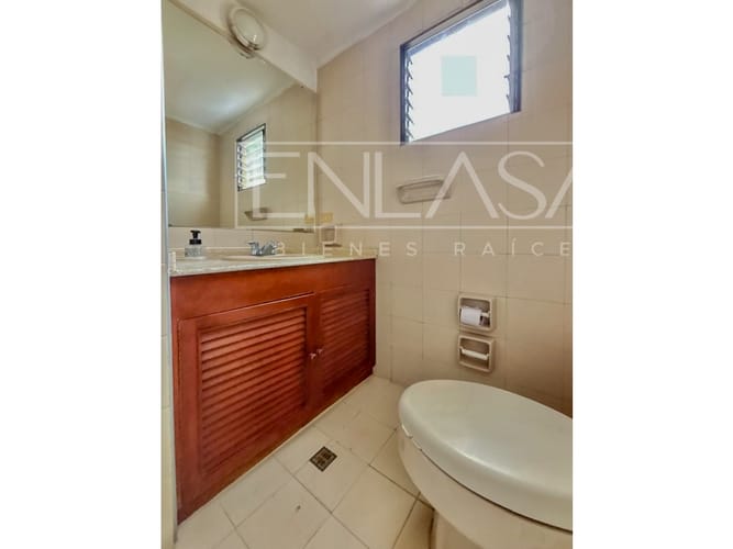 Apartamento de 3 alcobas en venta en Santa Teresita, Cali, 181 m² · foto 15 de 16