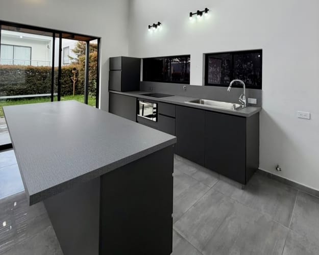 Casa de 3 alcobas en venta en Los Salados, El Retiro, 265 m² · foto 3 de 18