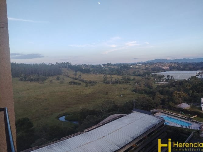 Apartamento de 2 alcobas en venta en Cimarronas, Rionegro, 56 m² · foto 12 de 23