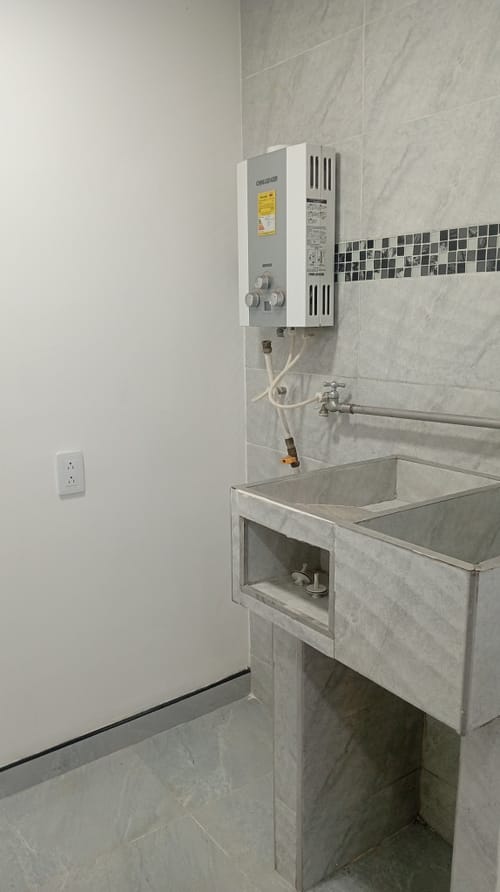 Apartamento de 2 alcobas en arriendo en El Carmelo, Candelaria, 56 m² · foto 8 de 24
