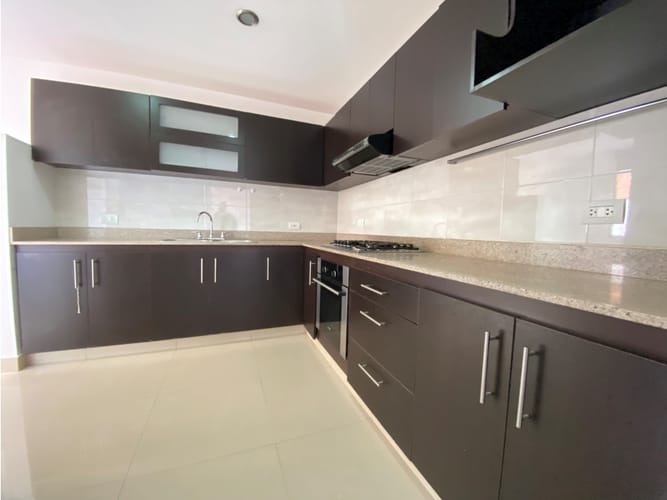 Apartamento de 2 alcobas en venta en Bella Suiza, Bogotá, 101 m² · foto 6 de 12