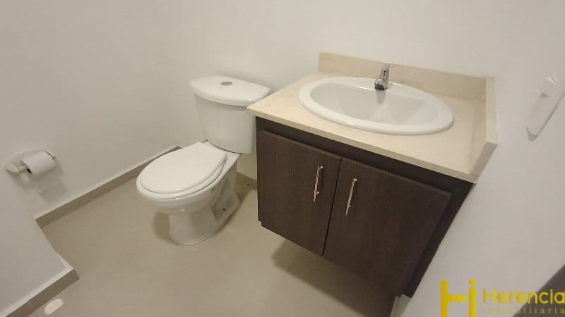 Oficina en venta en Niquia, Bello, 66 m² · foto 10 de 11