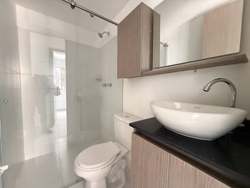 Apartamento de 2 alcobas en arriendo en Madera, Bello, 40 m² · foto 8 de 15