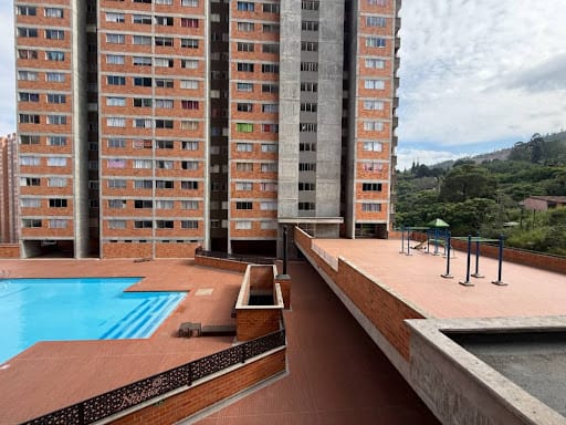 Apartamento de 2 alcobas en arriendo en Madera, Bello, 40 m² · foto 15 de 15