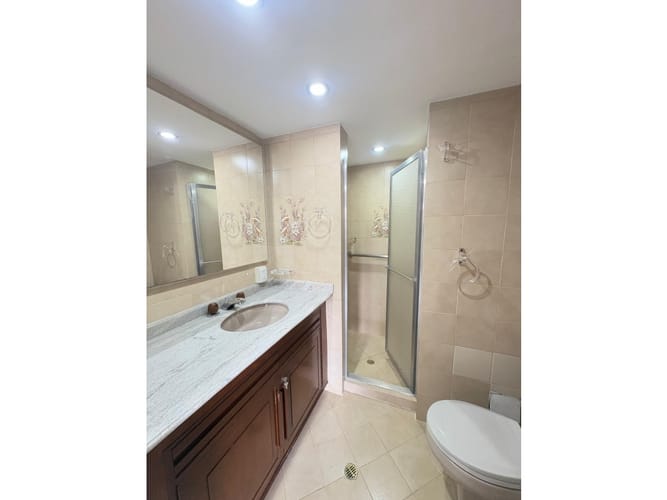 Apartamento de 3 alcobas en venta en Conquistadores, Medellín, 144 m² · foto 16 de 16